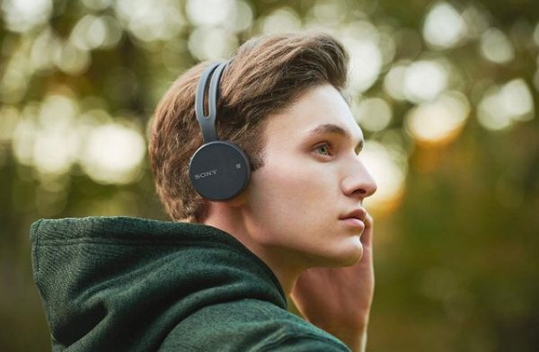Sony WH-CH400 Wireless on-ear | Black | Amaxmarket.com